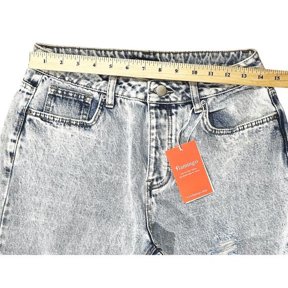NWT Flamingo Distressed Split Hem Straight Leg Jeans Women's Medium (29x30) - Picture 2 of 7